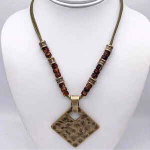 Premier Designs Pendant Necklace